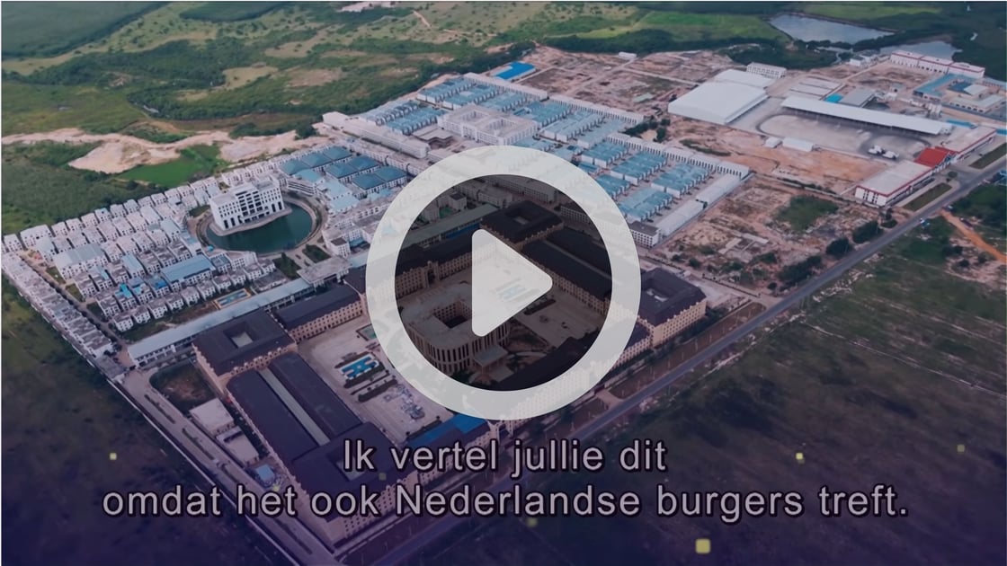 De slaven van de scamfabriek 